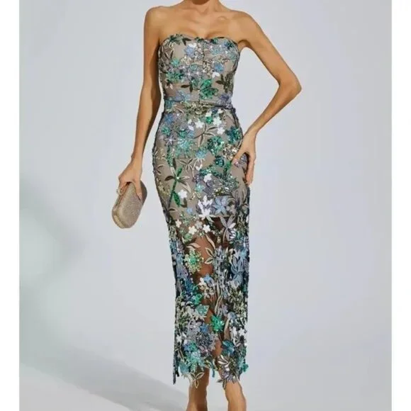 Elegant Strapless Floral Dress - Picture 1 of 15